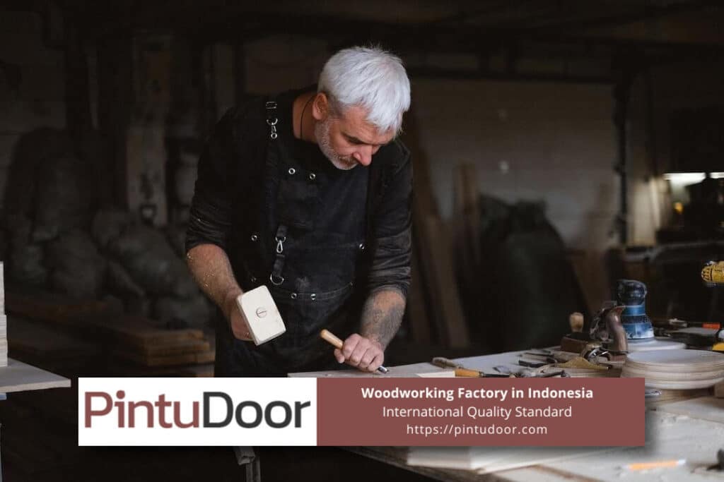 Characteristics of Traditional Woodworking Doors and Tips Choosing the Right Manufacturer